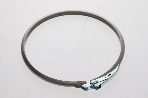 Cover clamping ring 200