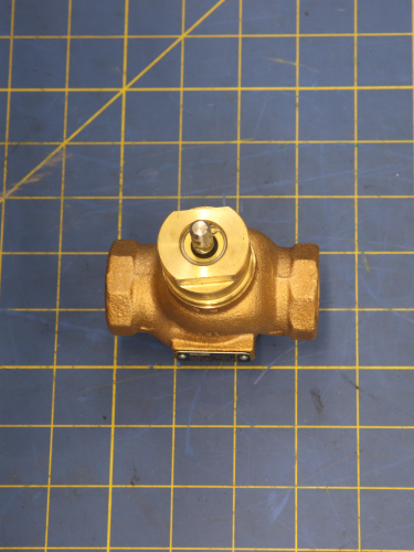 SP Belimo Valve 7.5Cv Bronze Body, SS on a blue measuring grid mat