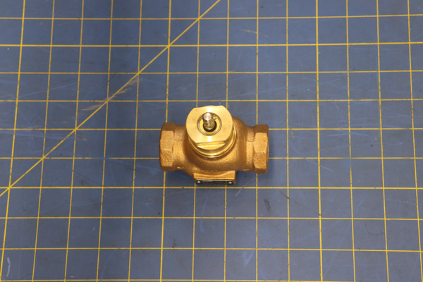SP Belimo Valve 7.5Cv Bronze Body, SS on a blue measuring grid mat
